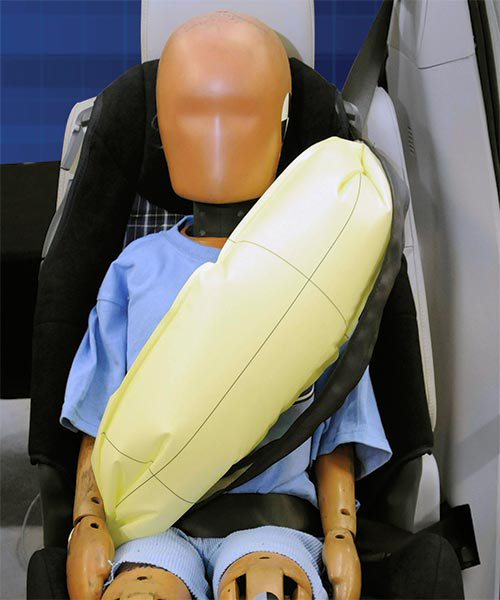 안전벨트에 위한 2차 부상을 방지하기 위해 개발된 벨트 에어백
