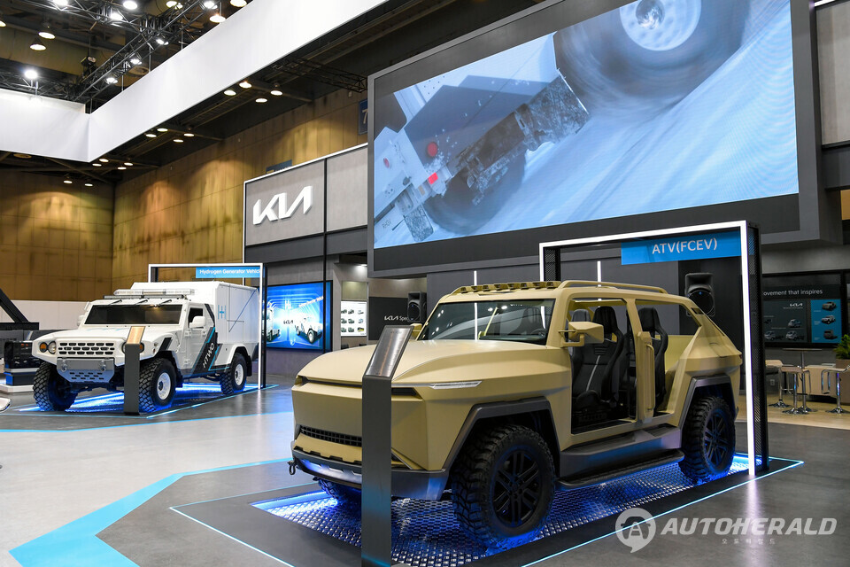 ‘DX KOREA 2022’ 방산전시회에 전시된 기아 군용 전기차 컨셉트
