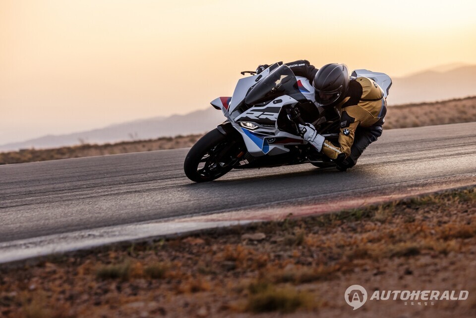 BMW 뉴 S 1000 RR (BMW모토라드)