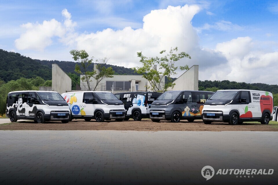 기아는 개인 고객은 물론 소규모 사업장부터 대기업까지 아우르는 PV5 라인업 확장을 통해 PBV 시장을 선도할 계획이다.(출처:기아)