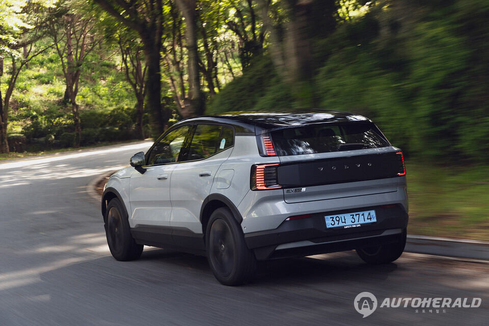 해당 모델은 볼보 전동화 모델 라인중 가장 강력한 동력 성능을 발휘한다(출처: 볼보자동차)