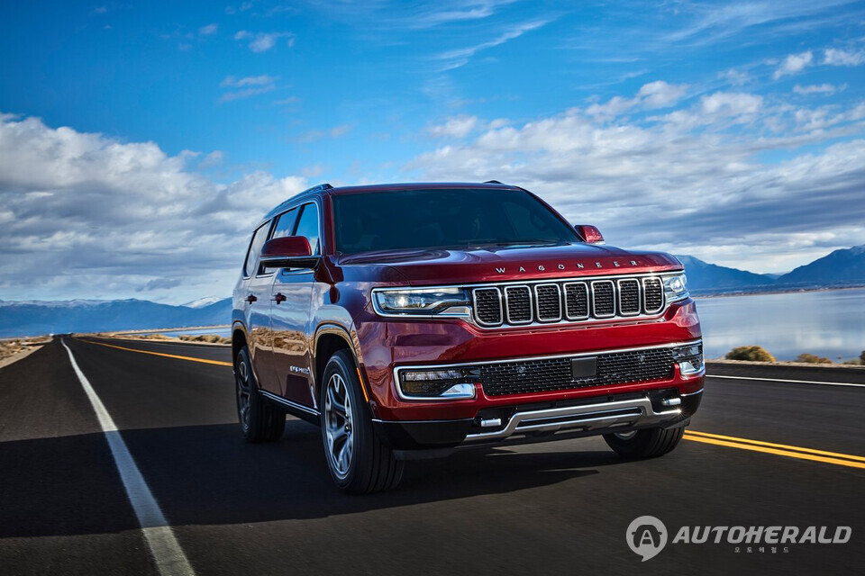 지프 브랜드 플래그십 그랜드 왜고니어의 연속된 리콜에 따라 품질 이슈가 도마에 올랐다(출처: 지프)