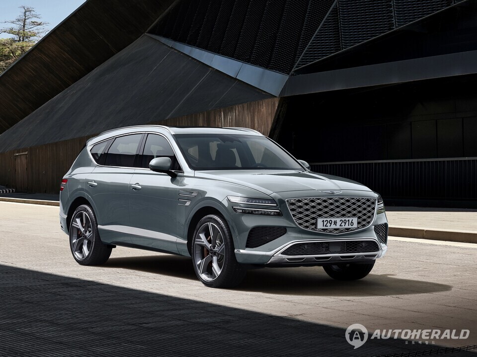 합리적인 월 납입금, 차별화된 부가 서비스가 특징인 ‘제네시스 파이낸스 리스·렌트’ 상품을 국내 시장에 처음 출시한다. 제네시스 GV80 (출처: 제네시스)