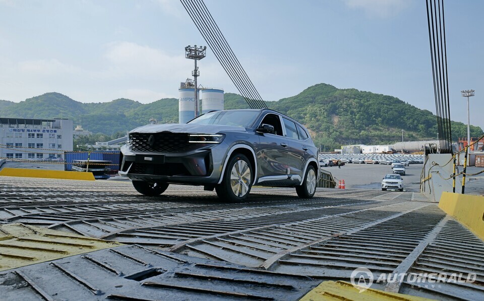 르노코리아는 그랑 콜레오스 효과에도 내수 판매 부진을 보였다(출처: 르노코리아)