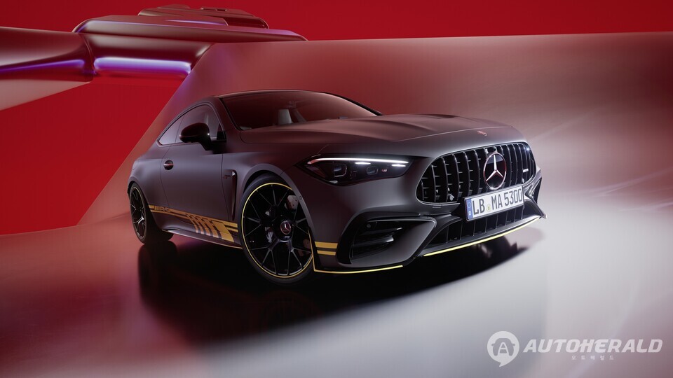 메르세데스-AMG CLE 53 4MATIC+ 쿠페 리미티드 에디션이 온라인을 통한 실제 계약에서 약 2시간 만에 15대가 모두 완판됐다(출처: 벤츠)