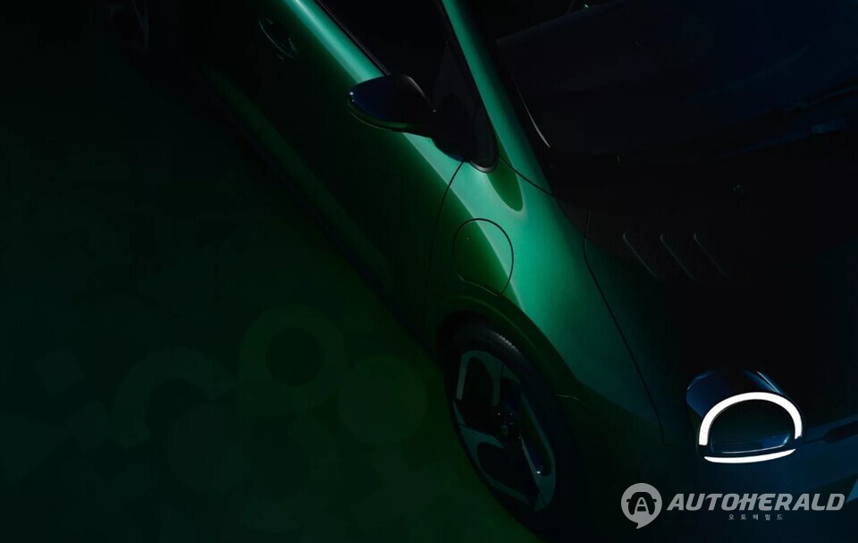 4세대 트윙고는 복고풍 디자인에 합리적 가격 경쟁력을 어필할 것으로 기대된다(출처: 르노)