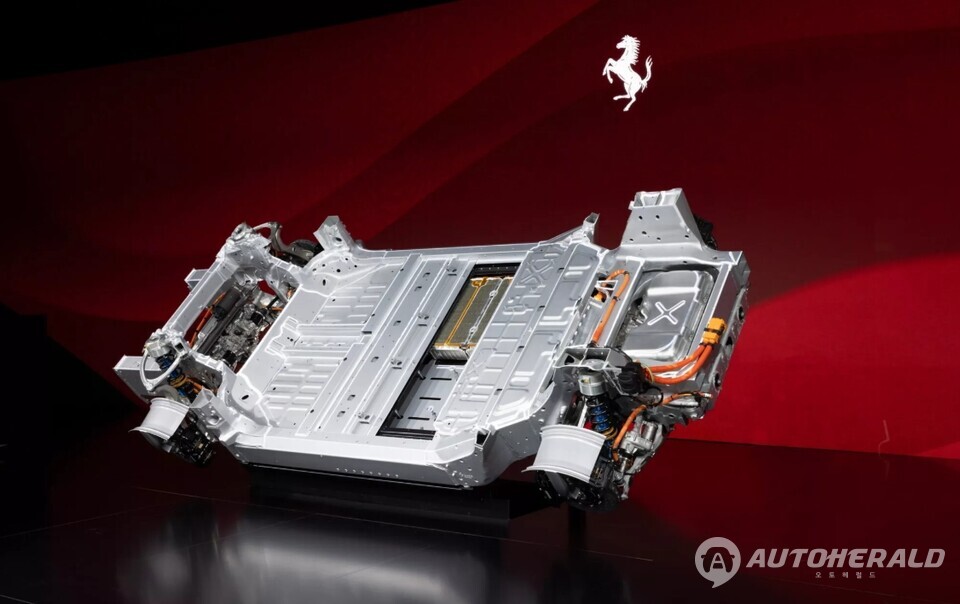 페라리는 해당 모델에 가상 사운드를 대신한 진동 증폭 방식 사운드 시스템을 적용했다고 밝혔다(출처: 페라리)