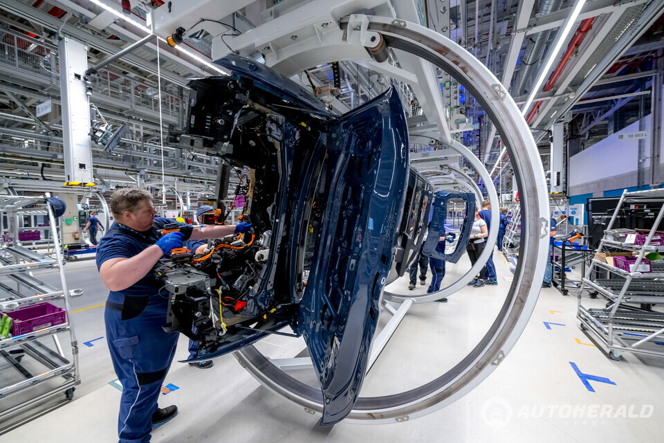 지난달 기준 노르웨이는 신차 시장의 98%가 순수전기차로 채워졌다(출처: BMW)