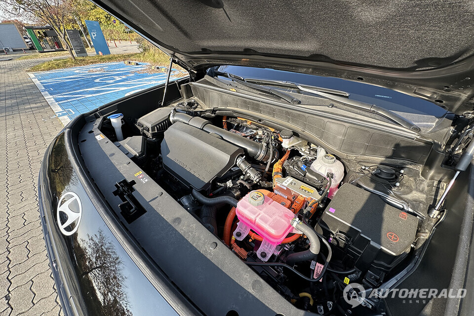 변속 충격이 거의 느껴지지 않는 편안하고 안정적인 주행 성능을 만날 수 있다(오토헤럴드 김훈기 기자)