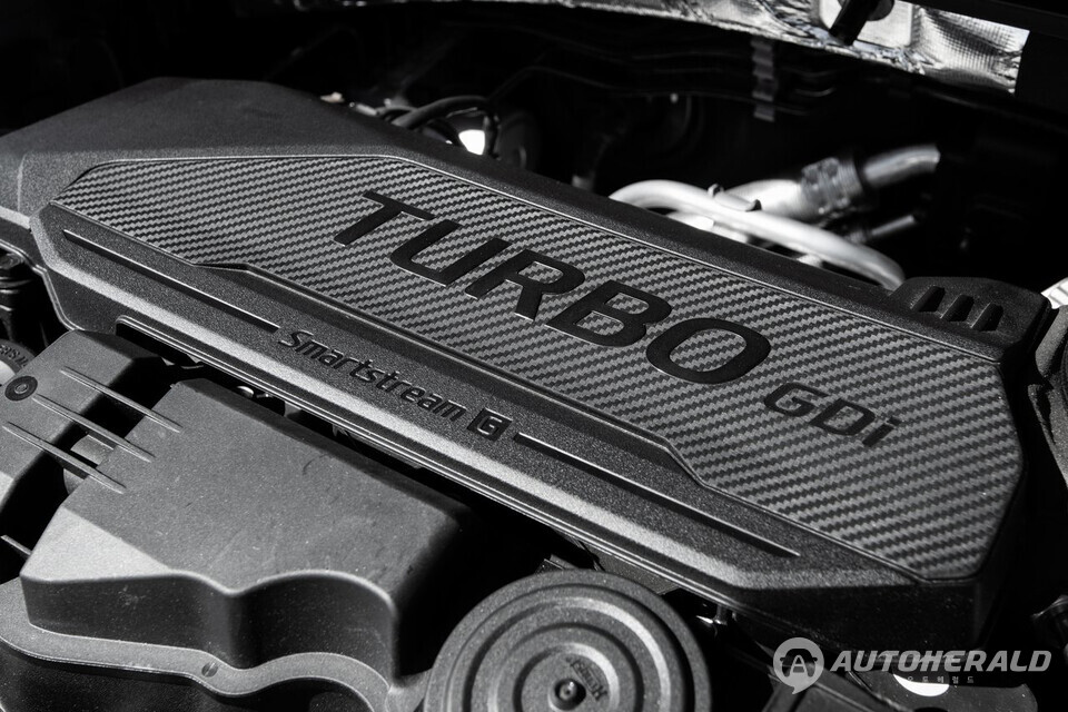 이번 리콜의 직접적 원인은 퍼지 컨트롤 체크 밸브의 내구 저하로 확인됐다(출처: 기아)