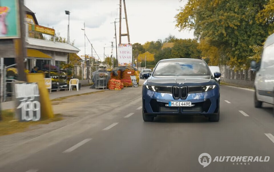 BMW 엔지니어들이 이 같은 성과를 낼 수 있었던 핵심 요인으로 고속도로를 전혀 이용하지 않은 것이라고 밝혔다(출처: BMW)