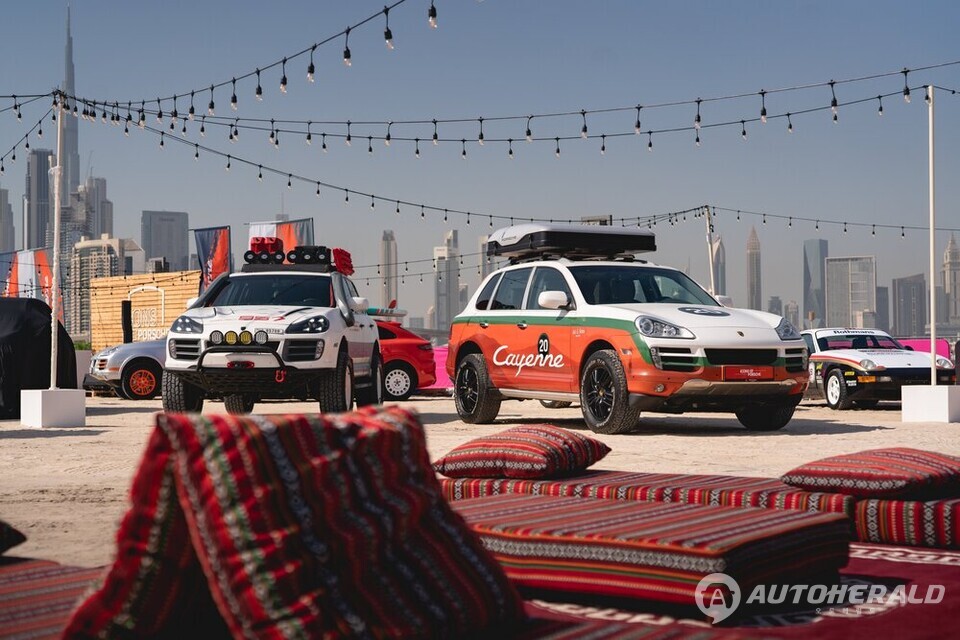 파나메라 터보 E-하이브리드 존더분쉬 모델의 인테리어는 개인의 꿈이 현실화된 사례를 보여준다. (포르쉐 제공)